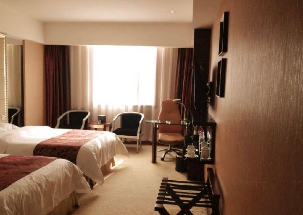 Yunheng Hotel Neijiang Esterno foto