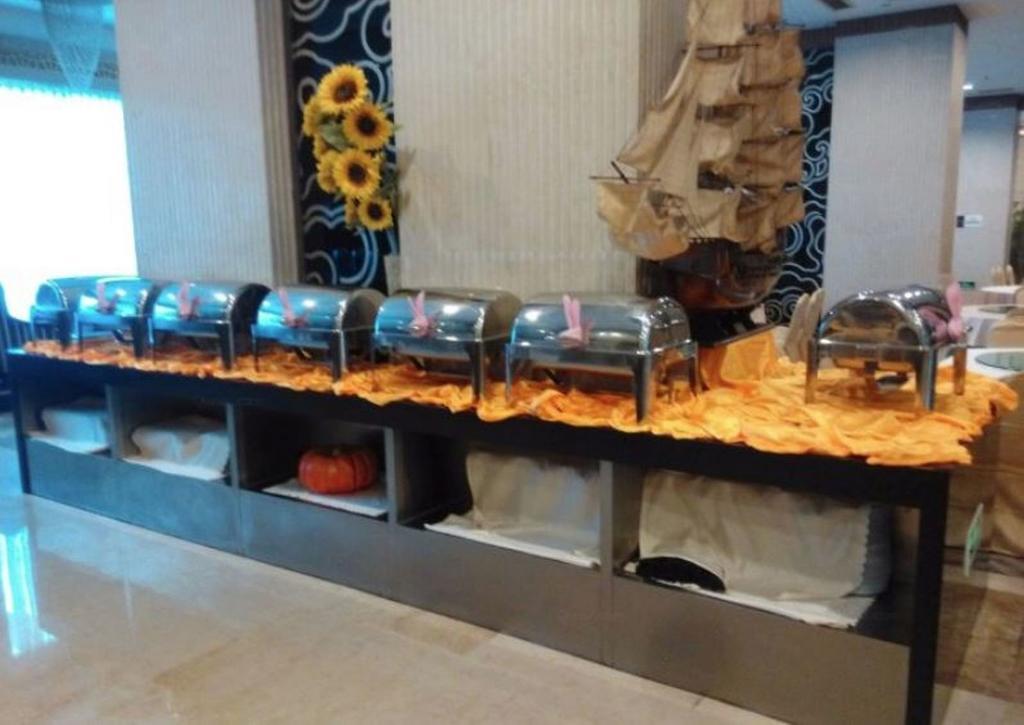 Yunheng Hotel Neijiang Esterno foto